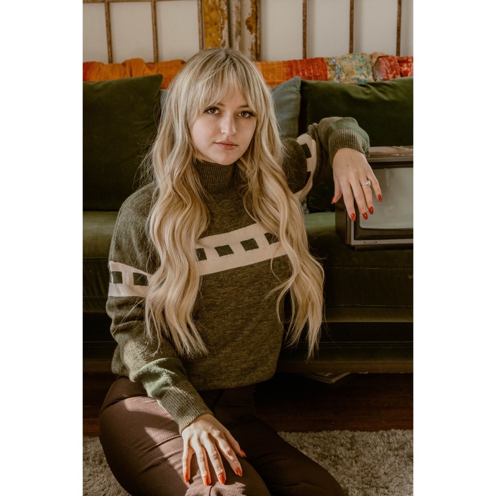 Roolee sweater